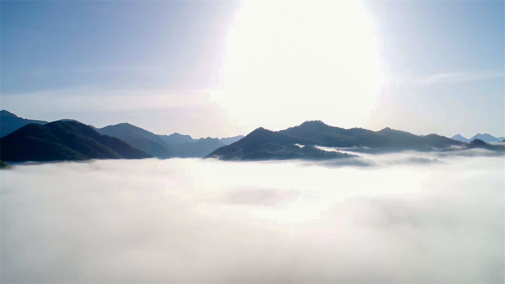雪宝山十宝之云海日出(图4)