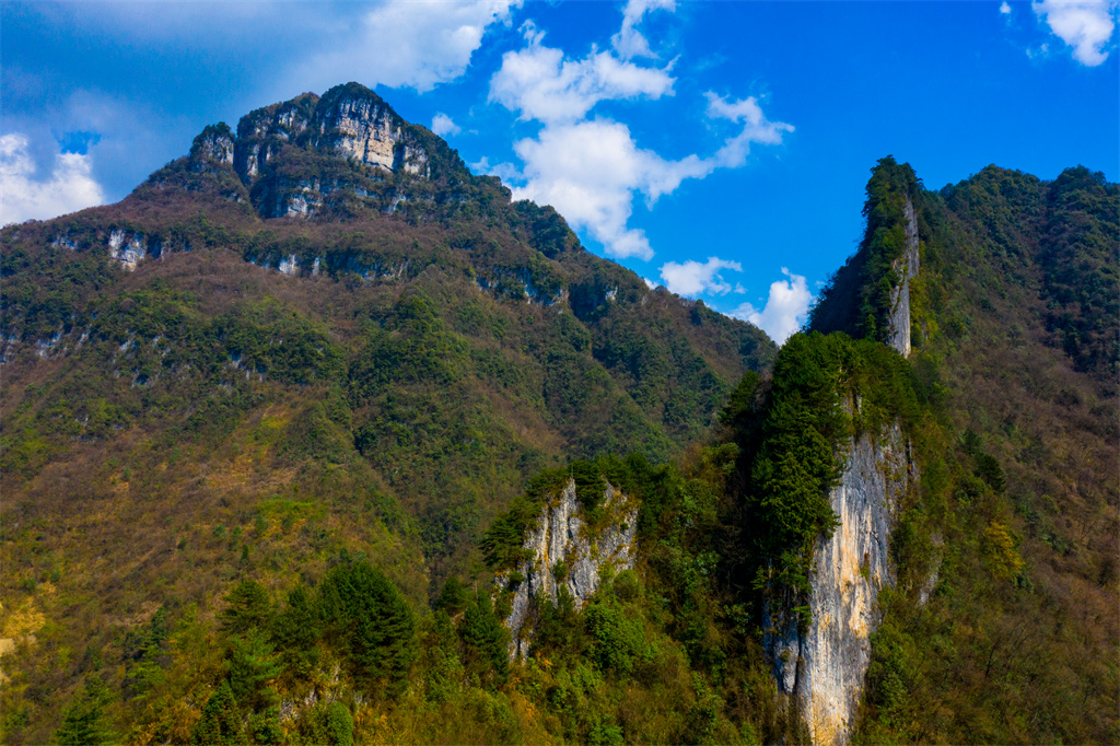 雪宝山十宝之奇石雄峰(图6)